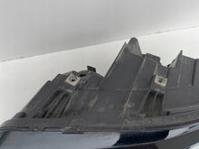 Load image into Gallery viewer, Frontscheinwerfer VW Multivan Transporter 90084443 Links Scheinwerfer Headlight SCH6447841468yq