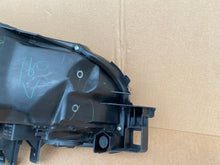 Laden Sie das Bild in den Galerie-Viewer, Frontscheinwerfer Mazda II D09K-51040 LED Links Scheinwerfer Headlight