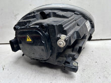 Laden Sie das Bild in den Galerie-Viewer, Frontscheinwerfer VW New Beetle 5C1941031C Xenon Links Scheinwerfer Headlight SCH2474213864sk