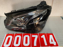 Laden Sie das Bild in den Galerie-Viewer, Frontscheinwerfer Mercedes-Benz W213 A2139069508 LED Links Headlight SCH3763111986lf