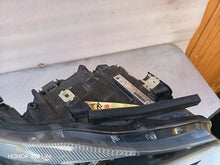 Laden Sie das Bild in den Galerie-Viewer, Frontscheinwerfer BMW E91 E90 69427389 Xenon Rechts Scheinwerfer Headlight SCH9543980973cc