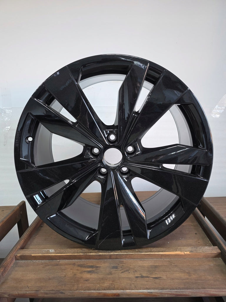 1x Alufelge 20 Zoll 9.0" 5x112 42ET 11A071490A Skoda Enyaq IV Id.5 Rim Wheel FEL9396854065tk