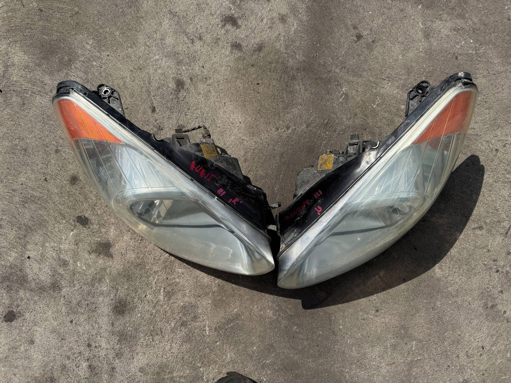 Frontscheinwerfer Hyundai Accent III 0102009990000 Ein Satz Headlight SCH1634017469as