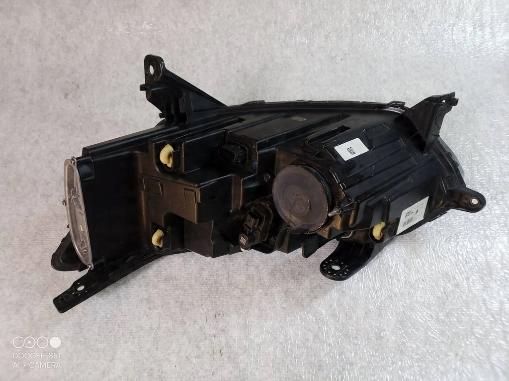 Frontscheinwerfer Dacia Sandero III 260101940R Vorderseite Headlight