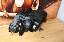 Laden Sie das Bild in den Galerie-Viewer, Frontscheinwerfer Mercedes-Benz W205 A2059068005 Rechts Scheinwerfer Headlight SCH9308482056tv