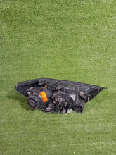 Laden Sie das Bild in den Galerie-Viewer, Frontscheinwerfer Mitsubishi Asx CSC28126 Links Scheinwerfer Headlight SCH8475303977nj