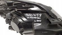 Laden Sie das Bild in den Galerie-Viewer, Frontscheinwerfer Mitsubishi L200 Triton 8301D378 Ein Stück (Rechts oder Links)