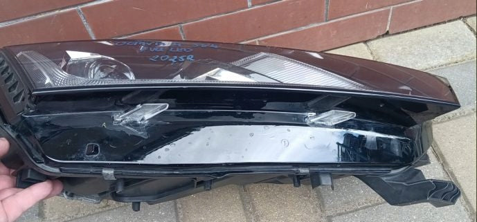 Frontscheinwerfer Skoda Octavia IV 5E4941018A LED Rechts Scheinwerfer Headlight SCH6433561083mi