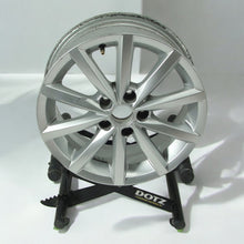 Load image into Gallery viewer, 1x Alufelge 15 Zoll 6.0&quot; 5x100 40ET Glanz Silber 6C0601025M VW Polo Rim Wheel