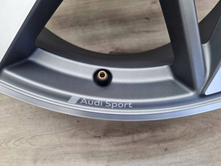 1x Alufelge 19 Zoll 8.5" 5x112 38ET Glanz Grau 83A601025 Audi Q3 Mg Rim Wheel FEL8676505528vn