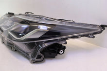 Laden Sie das Bild in den Galerie-Viewer, Frontscheinwerfer Toyota Corolla 81150-02T31 Links Scheinwerfer Headlight SCH4518110790ae