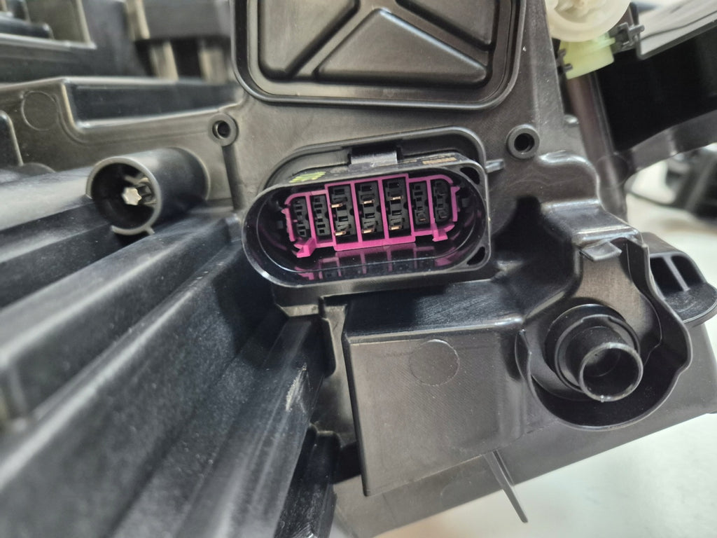 Frontscheinwerfer Skoda Enyaq 5LB941018A LED Rechts Scheinwerfer Headlight SCH2153323764od