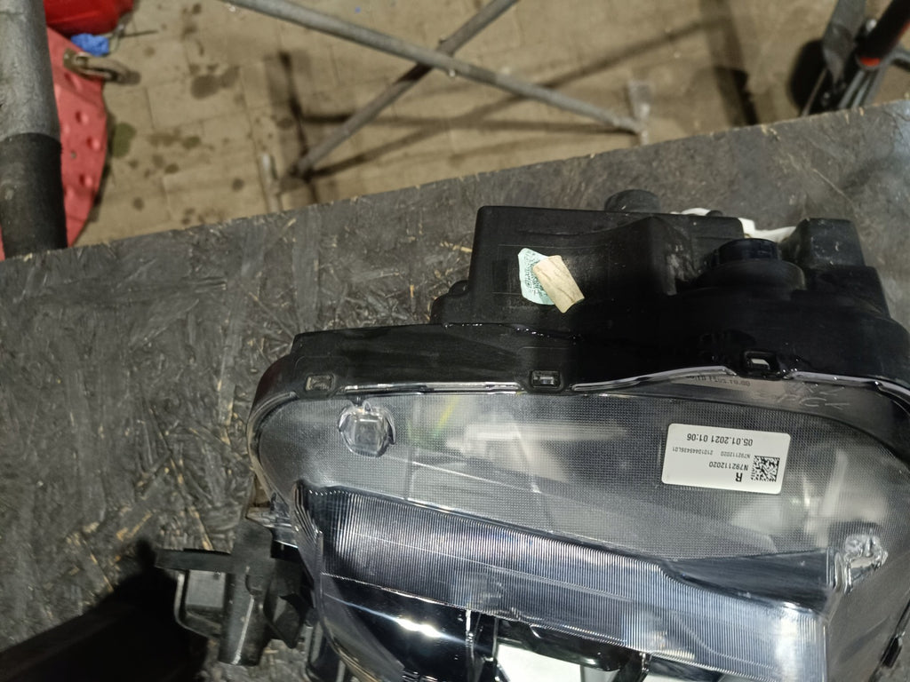 Frontscheinwerfer Hyundai Tucson 92102N7100 N7921-61120 LED Rechts Headlight SCH7335420432qm