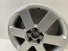 Laden Sie das Bild in den Galerie-Viewer, 1x Alufelge 17 Zoll 7.5" 5x112 45ET Glanz Silber 8E0601025J Audi A4 B6 B7 FEL2896640372do