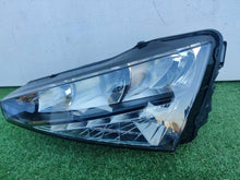 Laden Sie das Bild in den Galerie-Viewer, Frontscheinwerfer Skoda Scala 657941015 Links Scheinwerfer Headlight SCH4555759306za