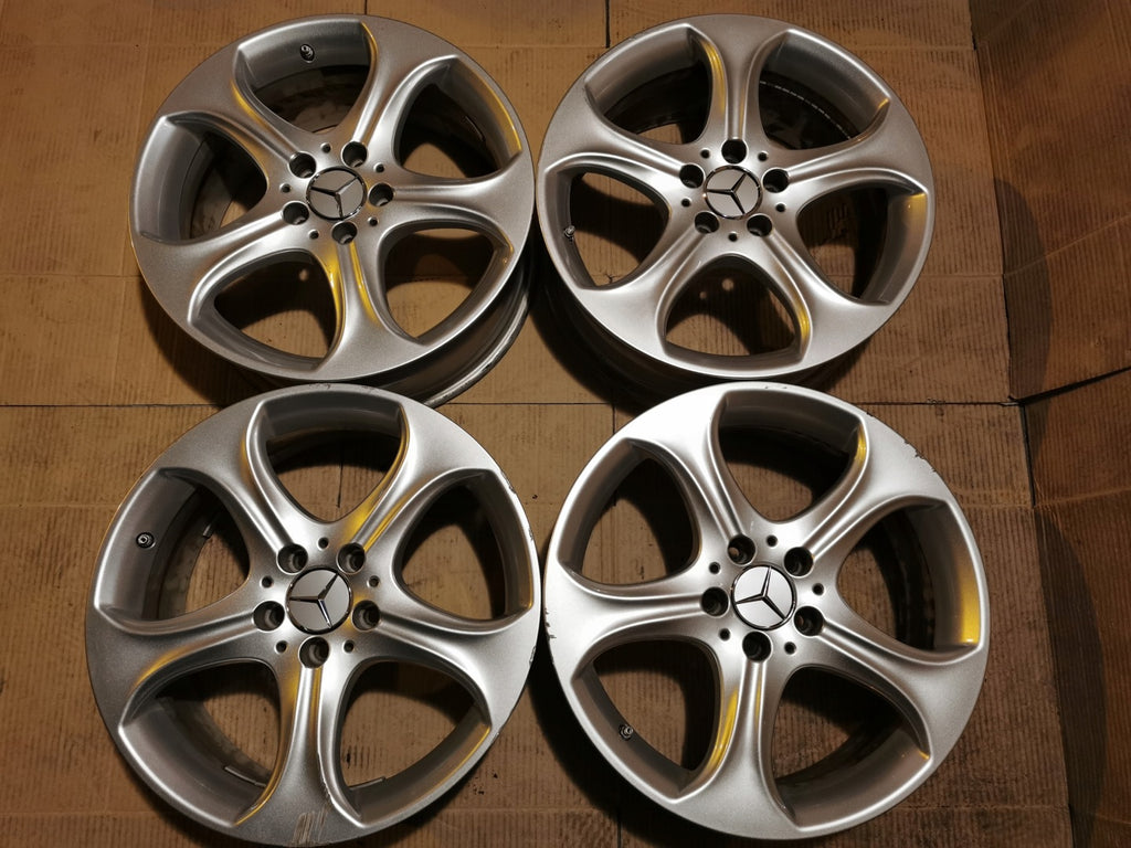 4x Alufelge 18 Zoll 7.5" 5x112 44ET Glanz Silber A2054010600 Mercedes-Benz W205 FEL8209062044lv