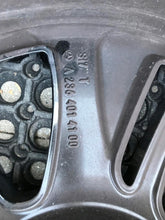 Load image into Gallery viewer, 1x Alufelge 19 Zoll 8.0" 5x112 45ET Glanz A2364014100 Mercedes-Benz Rim Wheel FEL9097966741mw