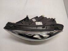 Laden Sie das Bild in den Galerie-Viewer, Frontscheinwerfer Mercedes-Benz W177 A1779063705 Full LED Links Headlight SCH2933868560yw