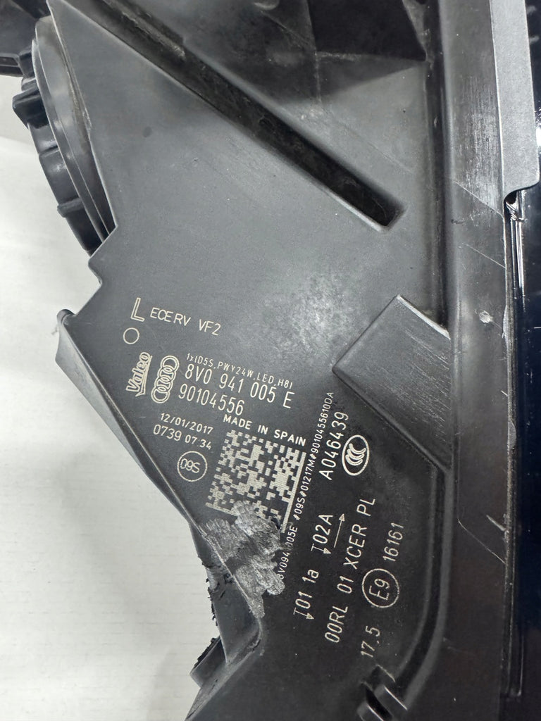 Frontscheinwerfer Audi A3 8V0941005E Bi-Xenon Ein Stück (Rechts oder Links) SCH8865980461vc
