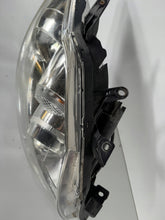 Laden Sie das Bild in den Galerie-Viewer, Frontscheinwerfer Toyota Auris 2456789 Rechts Scheinwerfer Headlight SCH1888907197tq