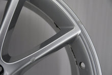 Load image into Gallery viewer, 1x Alufelge 20 Zoll 10.5" 5x130 64ET Glanz Silber 9Y0601025BE Porsche Rim Wheel FEL5167335828wc