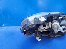 Laden Sie das Bild in den Galerie-Viewer, Frontscheinwerfer Toyota Verso 81150-0F100-00 81150-0F100 Xenon Links Headlight SCH6976454209pk