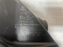 Laden Sie das Bild in den Galerie-Viewer, Frontscheinwerfer Audi A4 8W0941006 Xenon Rechts Scheinwerfer Headlight