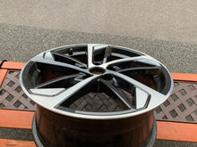 Load image into Gallery viewer, 1x Alufelge 18 Zoll 8.0&quot; 5x112 46ET Glanz Schwarz 8V0601025ER Audi A3 Rim Wheel