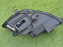 Laden Sie das Bild in den Galerie-Viewer, Frontscheinwerfer Mercedes-Benz Cla A1178206861 Rechts Scheinwerfer Headlight SCH6298820397gk