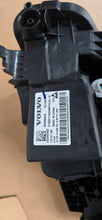 Laden Sie das Bild in den Galerie-Viewer, Frontscheinwerfer Volvo 80000628 Full LED Rechts Scheinwerfer Headlight SCH9886953027ir