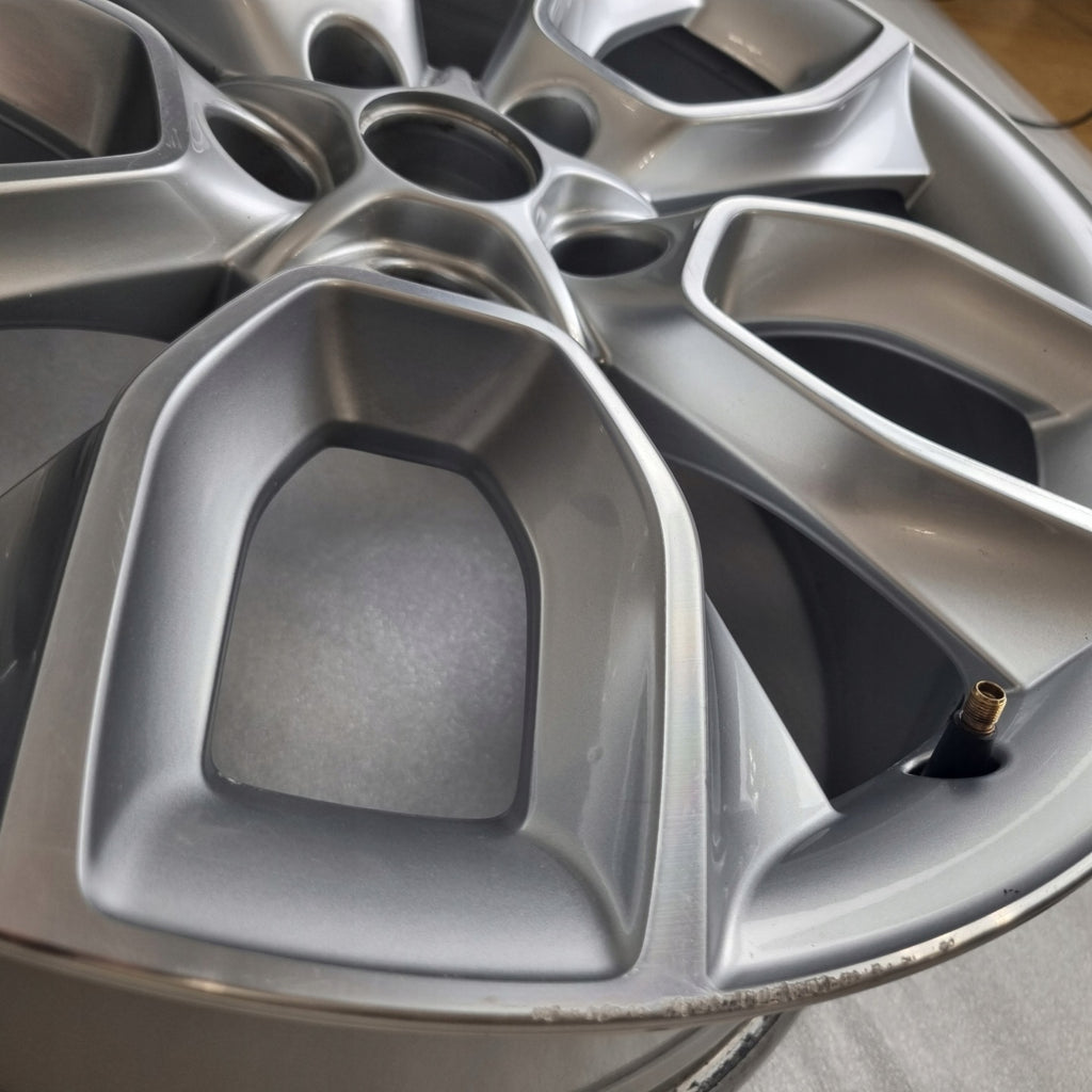 1x Alufelge 19 Zoll 8.0" 5x112 45ET Glanz Silber 57A601025Q Skoda Karoq FEL4260052593vj