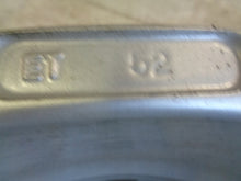 Laden Sie das Bild in den Galerie-Viewer, 4x Alufelge 17 Zoll 7.0" 5x114.3 50ET Glanz Silber Rim Wheel FEL3048194983td