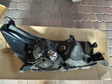 Load image into Gallery viewer, Frontscheinwerfer Toyota Hilux VIII Pick-Up 811500K732 Links Headlight SCH2542469599tw