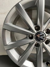 Laden Sie das Bild in den Galerie-Viewer, 1x Alufelge 17 Zoll 7.0" 5x112 5K7601025B VW Golf Vi Rim Wheel FEL2211327240bo