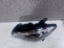 Laden Sie das Bild in den Galerie-Viewer, Frontscheinwerfer Mercedes-Benz Cla A1178206761 LED Links Scheinwerfer Headlight SCH4232888122ix