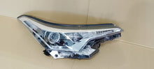 Laden Sie das Bild in den Galerie-Viewer, Frontscheinwerfer Toyota C-Hr Chr 81130-F4031 Rechts Scheinwerfer Headlight SCH3525600711cl