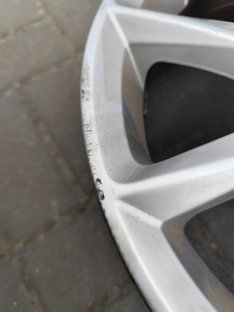 1x Alufelge 15 Zoll 6.0" 5x100 38ET Glanz Silber 6J0601025K Seat Ibiza Iv FEL2250312230ll