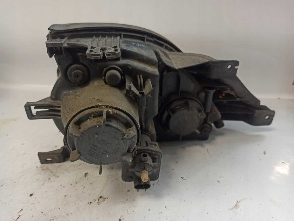 Frontscheinwerfer Hyundai Terracan Links Scheinwerfer Headlight