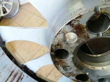 Load image into Gallery viewer, 1x Alufelge 17 Zoll 7.5" 5x112 38ET Glanz Silber 8W0601025 Audi A4 Rim Wheel FEL7319279932zt