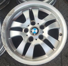 Laden Sie das Bild in den Galerie-Viewer, 1x Alufelge 16 Zoll 7.0" 5x120 34ET Glanz Silber 6765762 BMW E90 Rim Wheel FEL2262076333gf