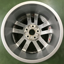 Load image into Gallery viewer, 1x Alufelge 17 Zoll 6.5" 5x112 43ET 8Y0601025L Audi Rim Wheel FEL9742120703cr