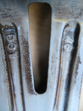 Load image into Gallery viewer, 1x Alufelge 15 Zoll 5.0" 4x100 46ET Glanz Mitsubishi Space Star Rim Wheel FEL8896017992tb