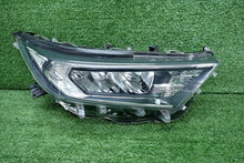 Load image into Gallery viewer, Frontscheinwerfer Toyota V 7444NA Rechts Scheinwerfer Headlight SCH3915057299jn