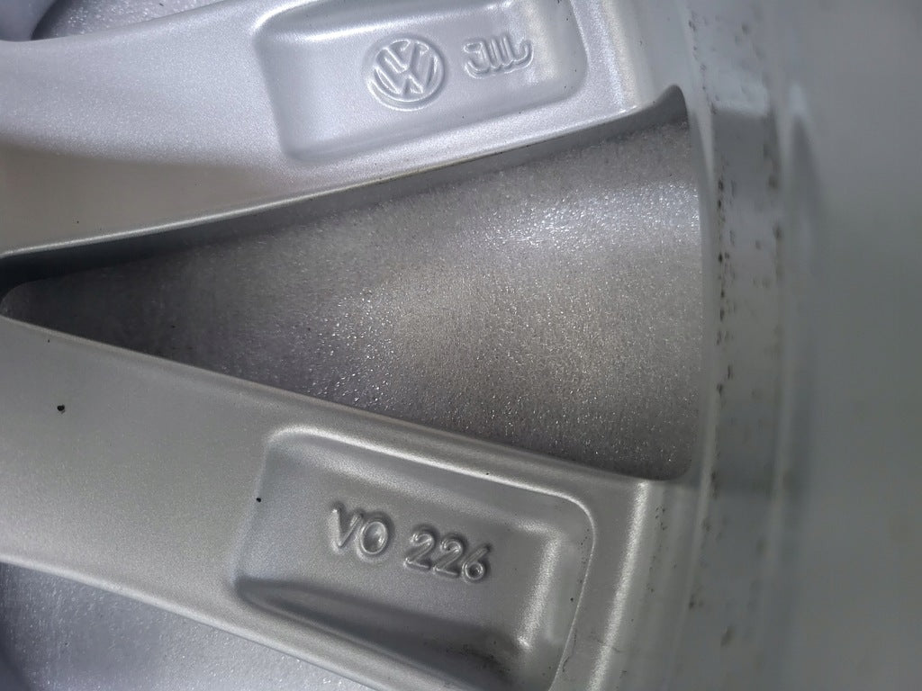 1x Alufelge 16 Zoll 6.0" 5x100 45ET Glanz Silber 2G0601025AF VW Polo Rim Wheel FEL2070121093zg