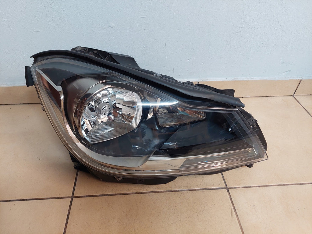 Frontscheinwerfer Mercedes-Benz W204 A2048209559 A2048209659 Ein Satz Headlight SCH4606940017yv