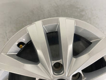 Load image into Gallery viewer, 1x Alufelge 16 Zoll 6.5" 5x120 51ET Glanz Silber 7E0601025N VW Rim Wheel FEL5666367076xt