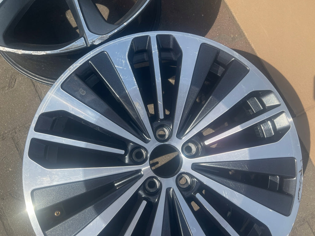 1x Alufelge 18 Zoll 8.0" 5x108 42ET Glanz Graphit 32209455 Mg S90 Rim Wheel