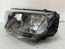 Laden Sie das Bild in den Galerie-Viewer, Frontscheinwerfer Skoda Octavia III 5E1941015B Xenon Links Headlight SCH7162526496ih