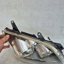 Load image into Gallery viewer, Frontscheinwerfer Toyota Avensis Xenon Rechts Scheinwerfer Headlight SCH9379144814qv