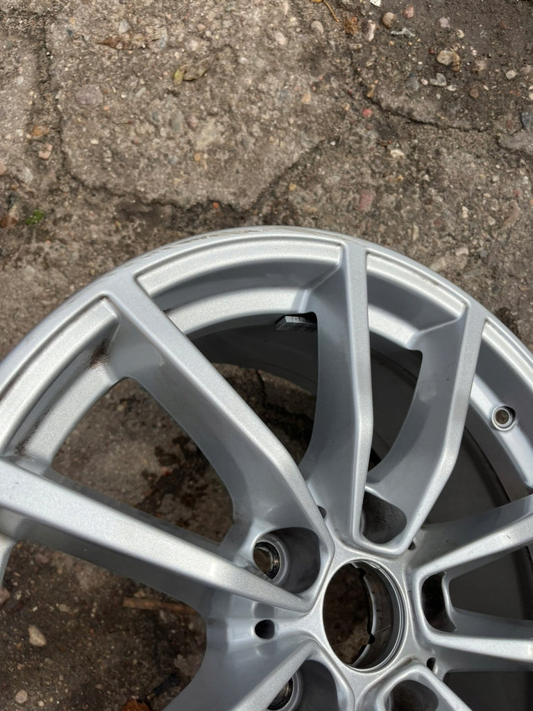 1x Alufelge 17 Zoll 7.5" 5x112 30ET Glanz Silber 6883520 BMW Rim Wheel FEL3706304983rr